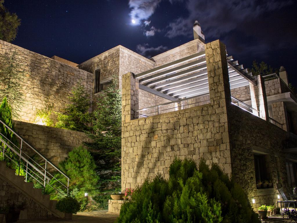 Elafivolia Arachova Suites Exterior photo