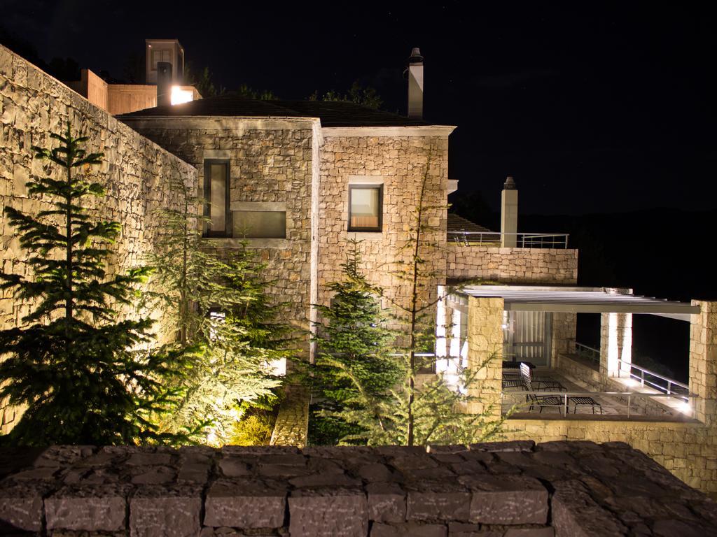 Elafivolia Arachova Suites Exterior photo