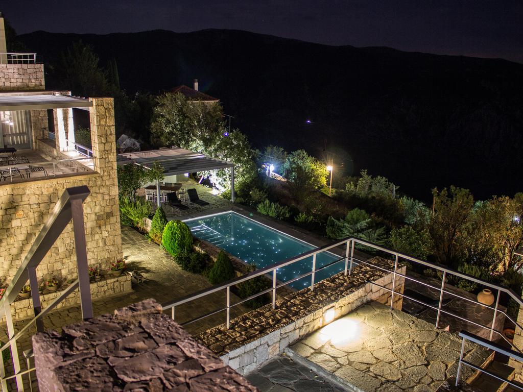 Elafivolia Arachova Suites Exterior photo