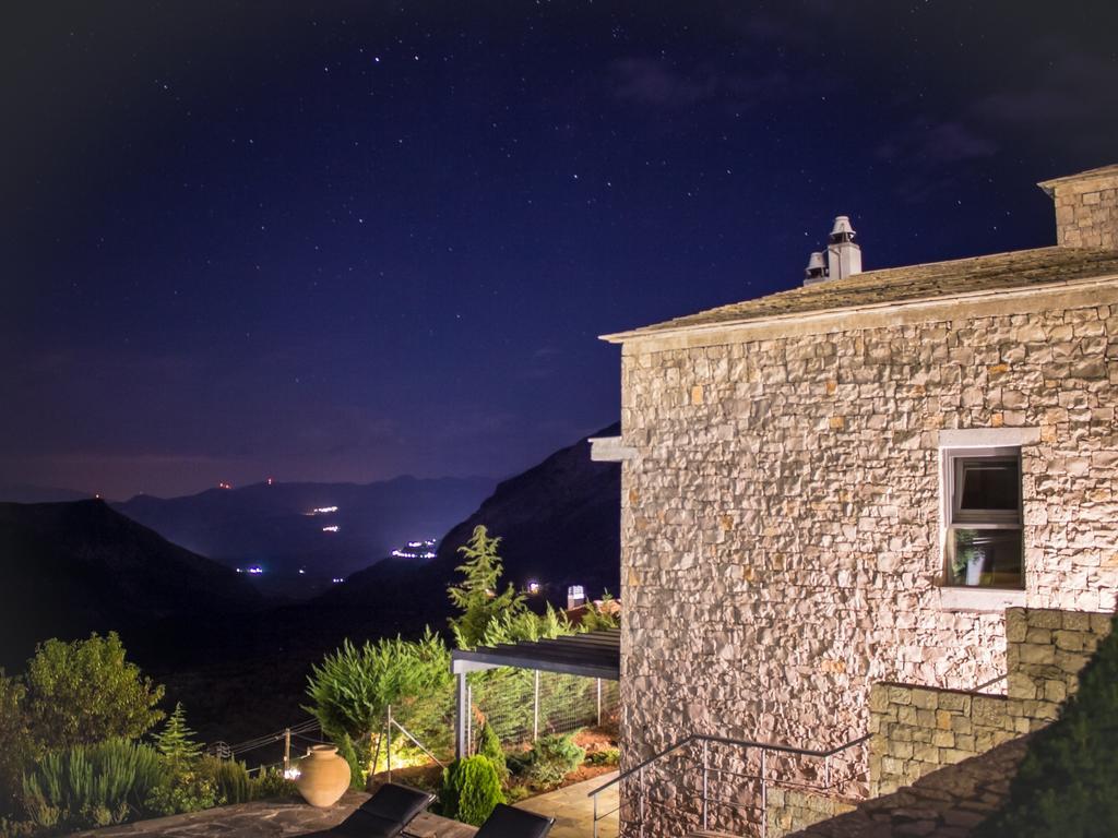 Elafivolia Arachova Suites Exterior photo