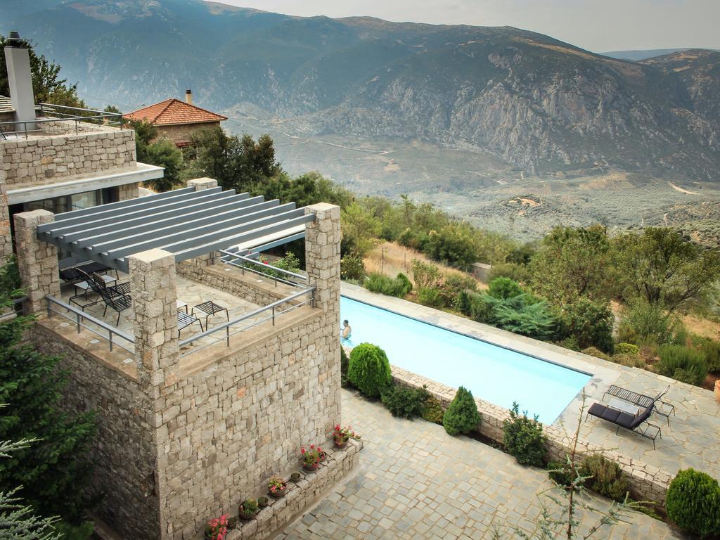 Elafivolia Arachova Suites Exterior photo