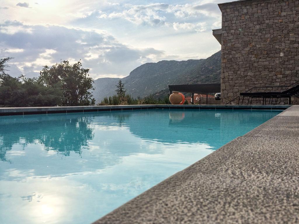 Elafivolia Arachova Suites Exterior photo